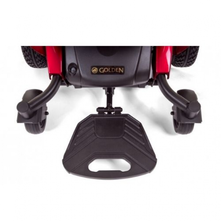 Image of the footplate of the Golden Compass Sport Power Chair.